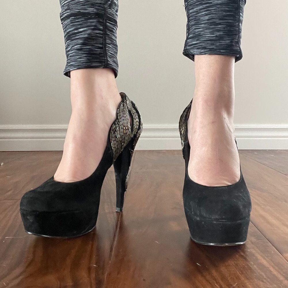 7.5 Enzo Angiolini Heels